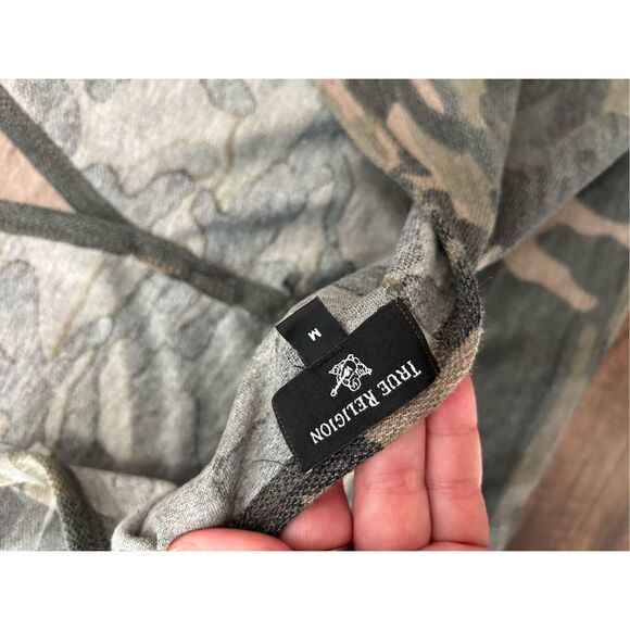 True Religion Camo Halter Crop Top, Sz Medium - Picture 7 of 10